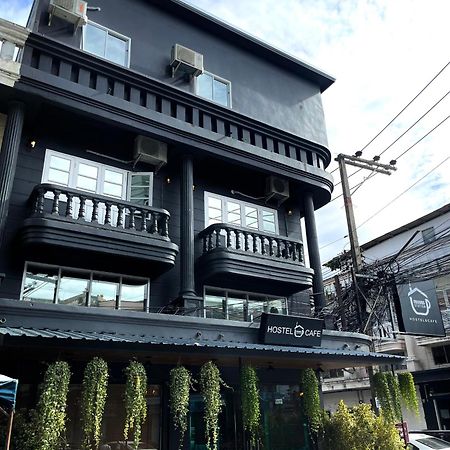 Friends Station Tukkom Hostel & Cafe Патая Екстериор снимка